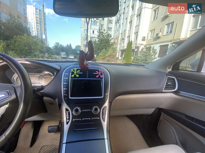 Внедорожник / Кроссовер Lincoln MKX 2016 в Полтаве