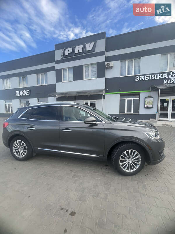 Внедорожник / Кроссовер Lincoln MKX 2017 в Луцке