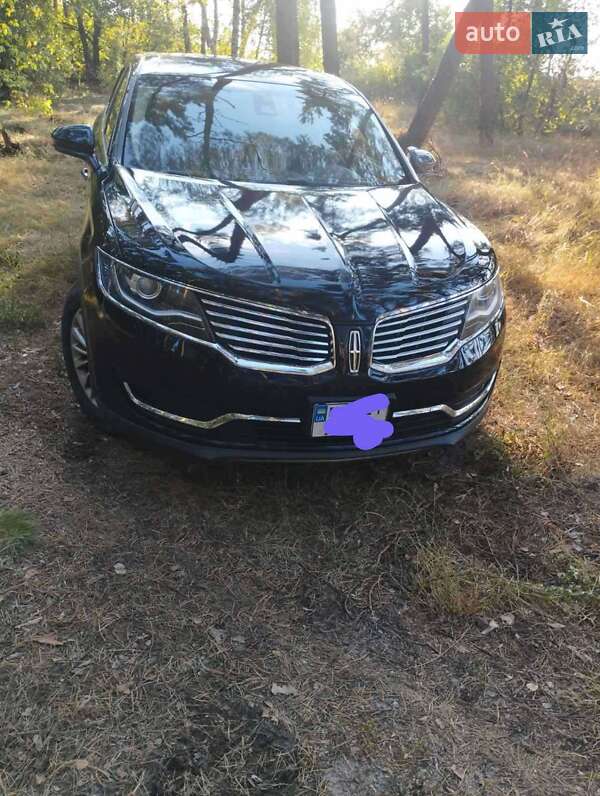 Внедорожник / Кроссовер Lincoln MKX 2015 в 