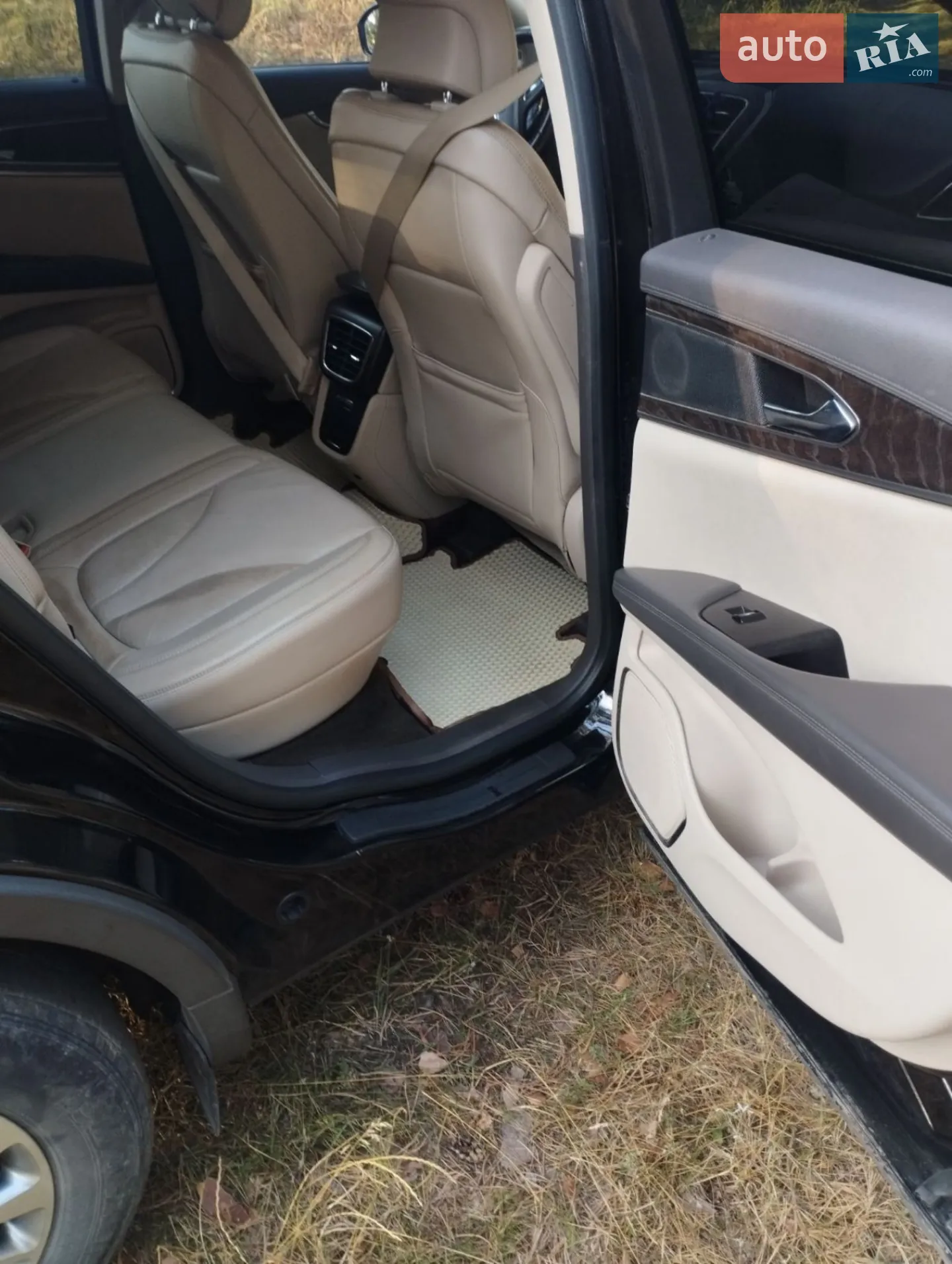 2015 Lincoln MKX - мініатюра 17