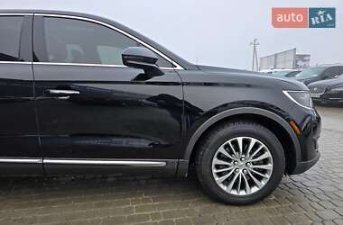 Позашляховик / Кросовер Lincoln MKX 2017 в Львові