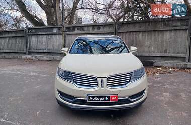 Внедорожник / Кроссовер Lincoln MKX 2015 в 