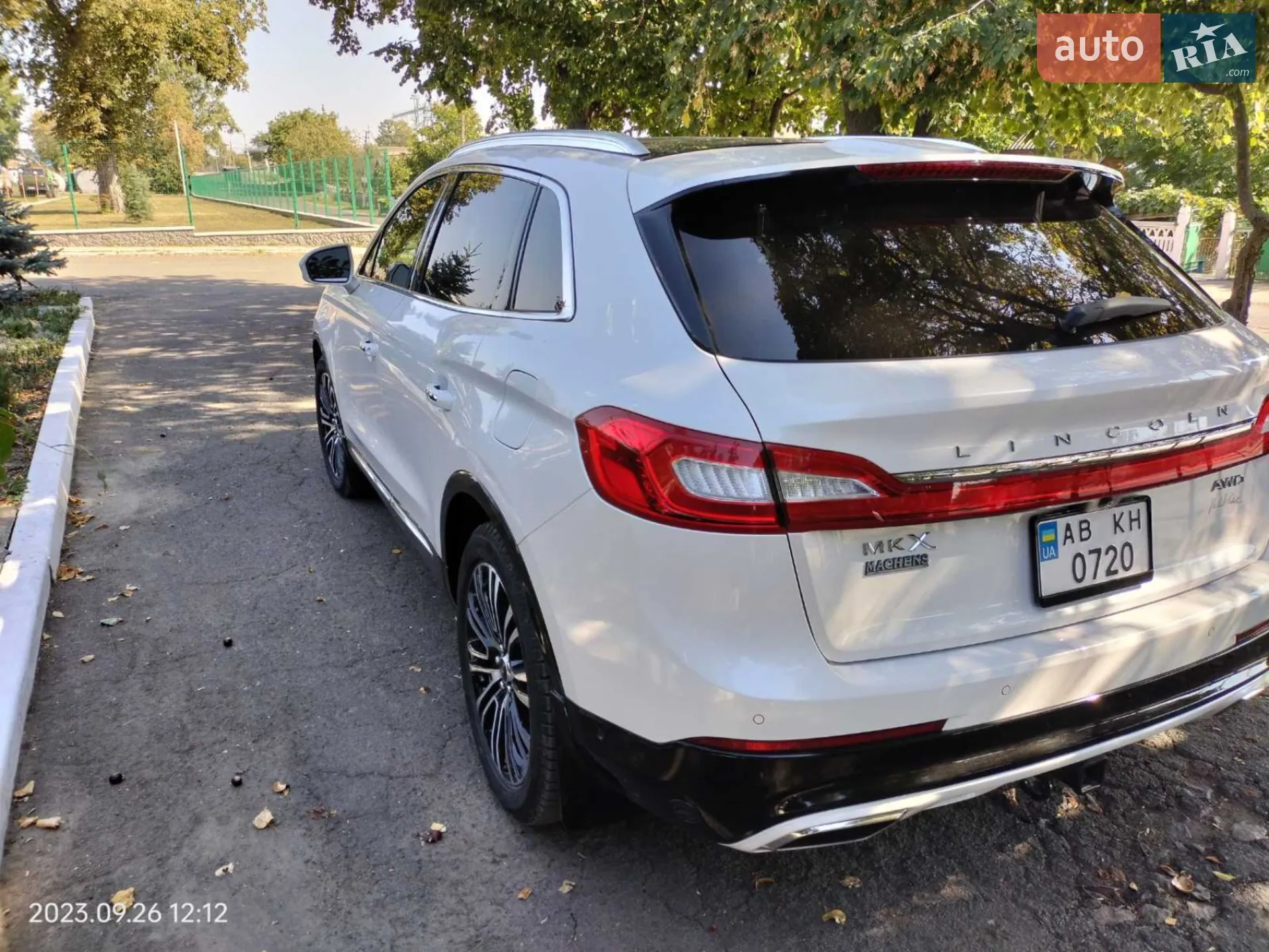 2015 Lincoln MKX - мініатюра 3