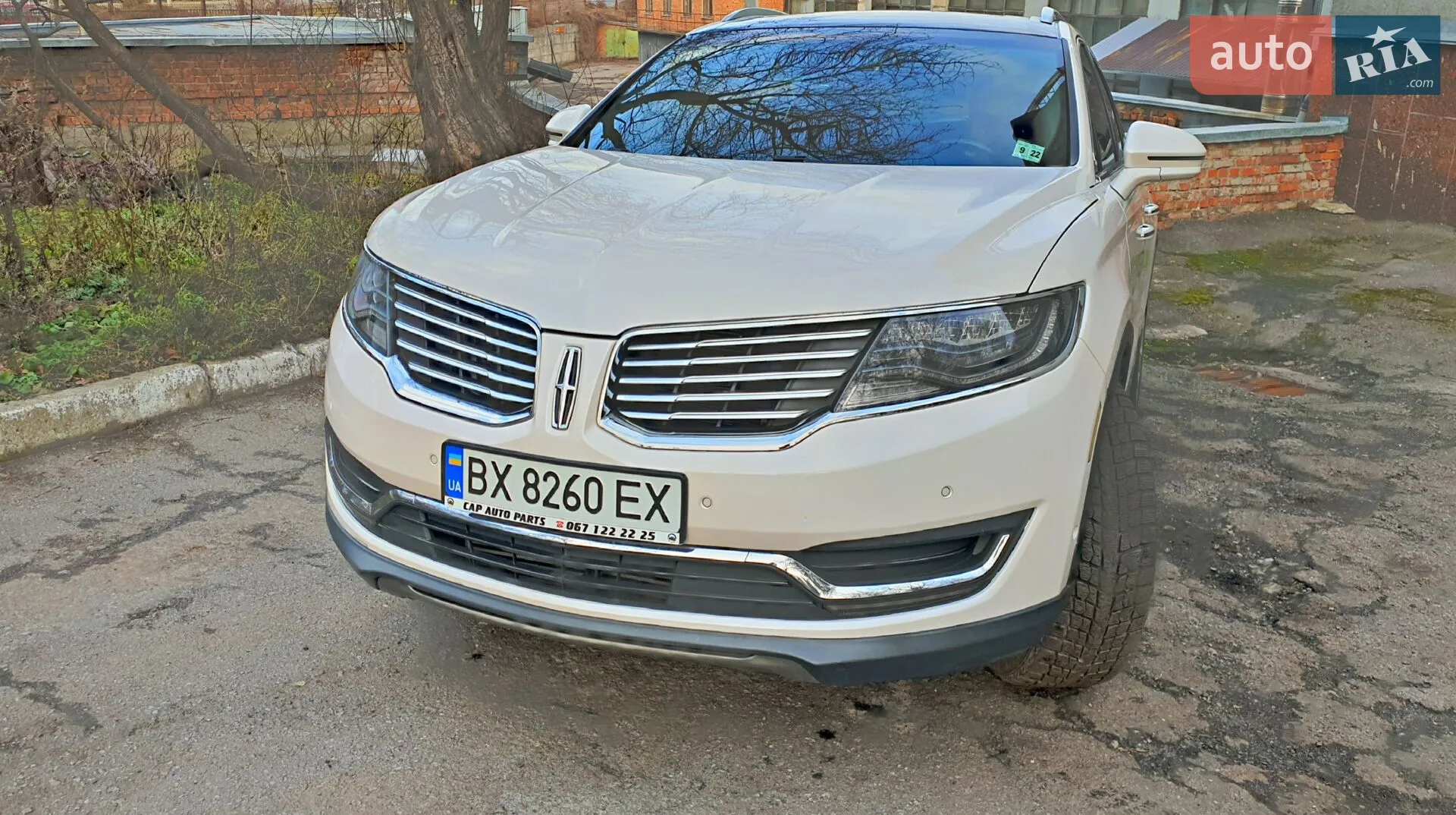 2017 Lincoln MKX - мініатюра 8