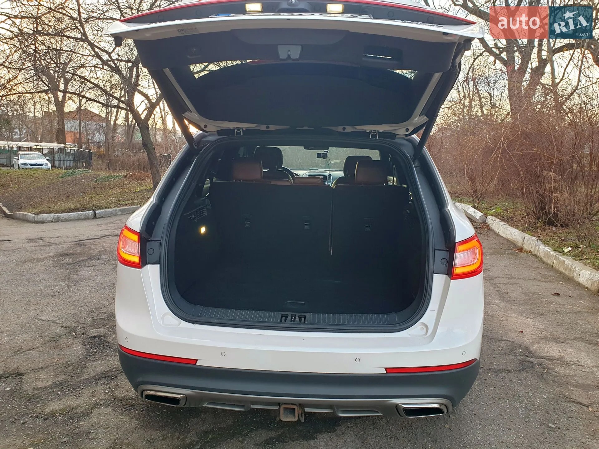2017 Lincoln MKX - мініатюра 20