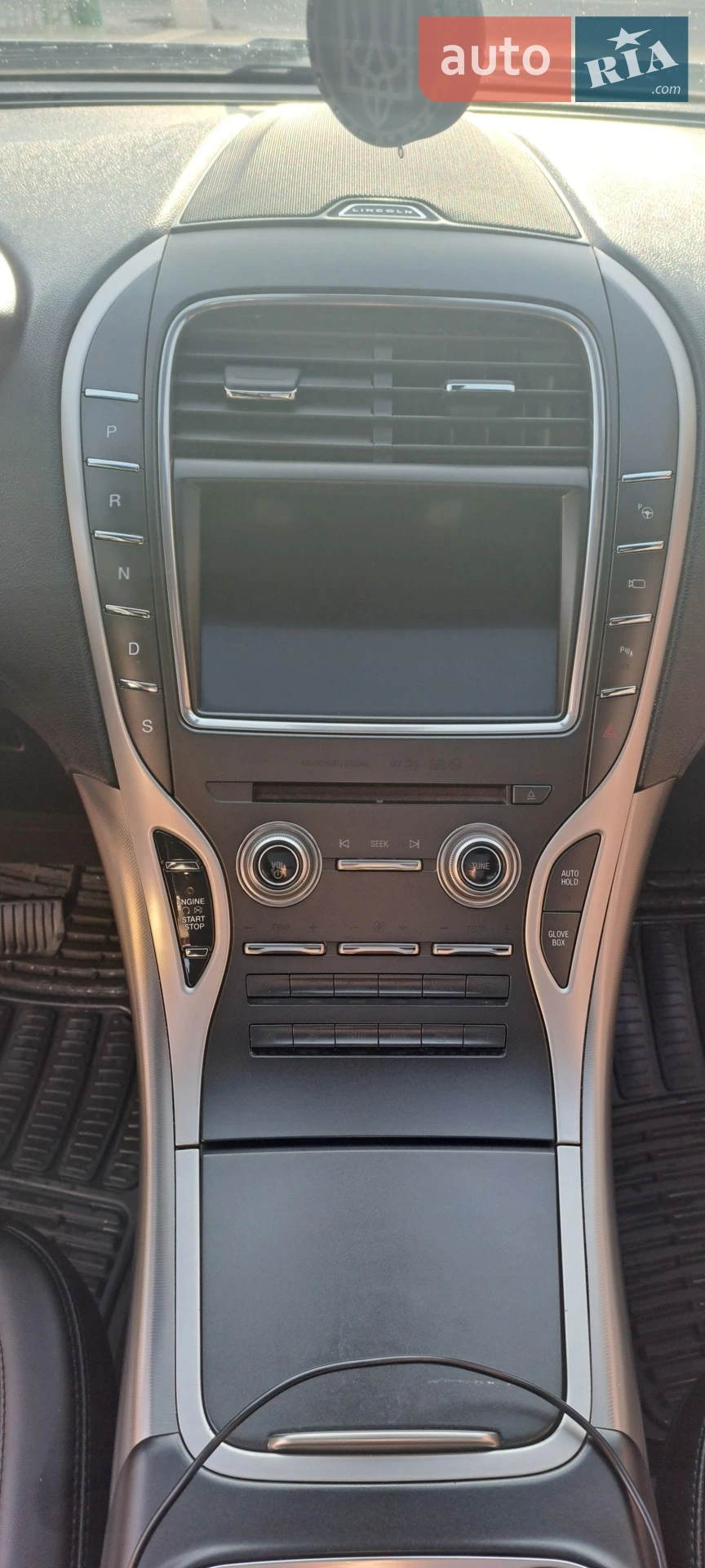 2017 Lincoln MKX - мініатюра 14