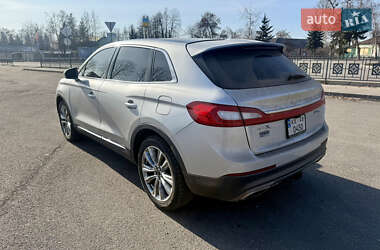 Внедорожник / Кроссовер Lincoln MKX 2015 в 