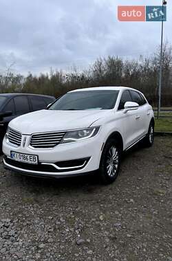 Позашляховик / Кросовер Lincoln MKX 2016 в 