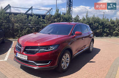 Внедорожник / Кроссовер Lincoln MKX 2017 в 
