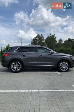 Внедорожник / Кроссовер Lincoln MKX 2018 в 