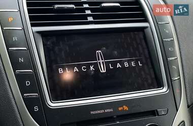 Внедорожник / Кроссовер Lincoln MKX 2018 в 
