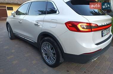 Внедорожник / Кроссовер Lincoln MKX 2015 в 