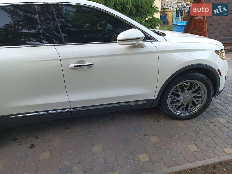 Позашляховик / Кросовер Lincoln MKX 2015 в Львові