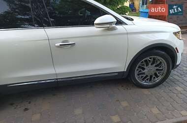Внедорожник / Кроссовер Lincoln MKX 2015 в 