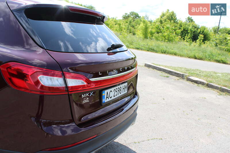 Внедорожник / Кроссовер Lincoln MKX 2017 в Владимире
