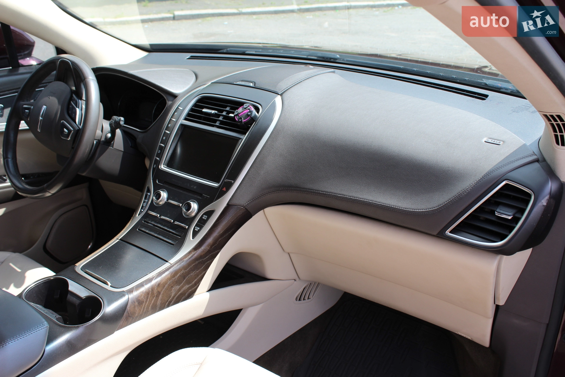 2017 Lincoln MKX - мініатюра 22