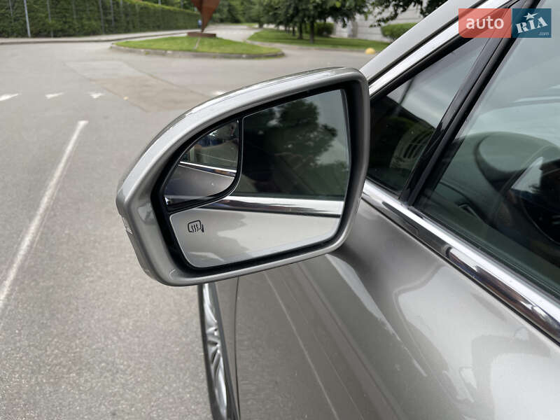 Внедорожник / Кроссовер Lincoln MKX 2015 в Киеве