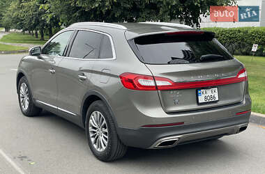 Внедорожник / Кроссовер Lincoln MKX 2015 в 