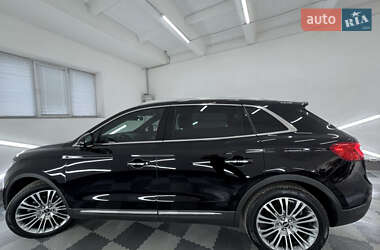 Внедорожник / Кроссовер Lincoln MKX 2015 в 