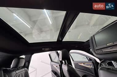 Внедорожник / Кроссовер Lincoln MKX 2015 в 
