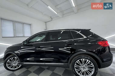 Внедорожник / Кроссовер Lincoln MKX 2015 в 