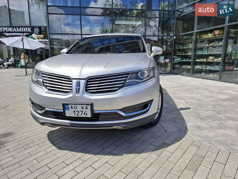 Внедорожник / Кроссовер Lincoln MKX 2017 в Ужгороде