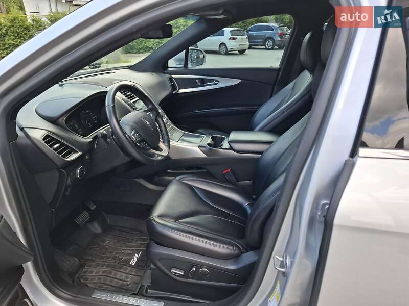 Внедорожник / Кроссовер Lincoln MKX 2017 в Ужгороде