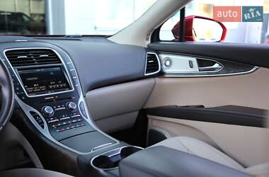 Внедорожник / Кроссовер Lincoln MKX 2015 в 