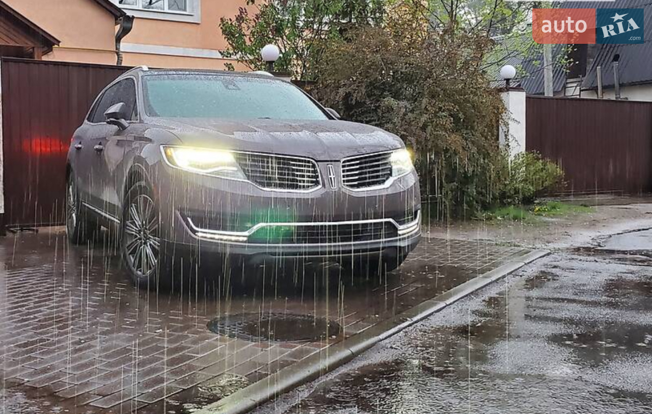 2017 Lincoln MKX - мініатюра 16