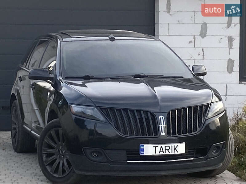 Внедорожник / Кроссовер Lincoln MKX 2011 в 