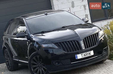 Внедорожник / Кроссовер Lincoln MKX 2011 в 