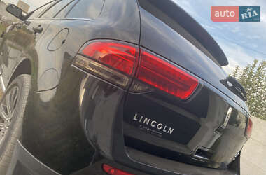 Внедорожник / Кроссовер Lincoln MKX 2011 в 
