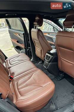Внедорожник / Кроссовер Lincoln MKX 2017 в 