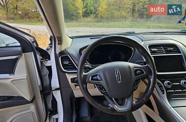 Позашляховик / Кросовер Lincoln MKX 2018 в  фото 18 Позашляховик / Кросовер Lincoln MKX 2018 в