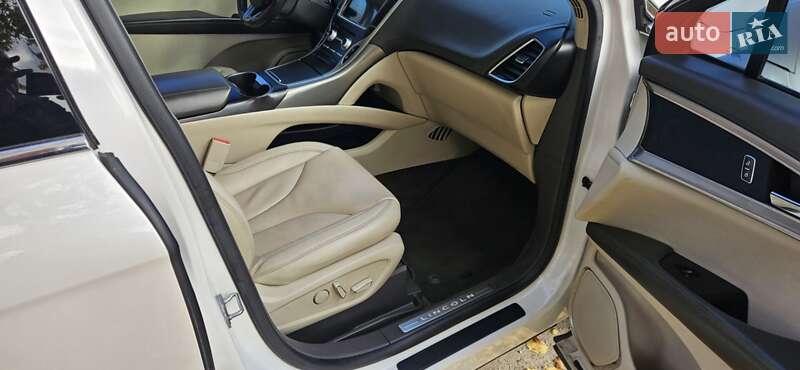 Внедорожник / Кроссовер Lincoln MKX 2018 в Днепре фото 28 Внедорожник / Кроссовер Lincoln MKX 2018 в Днепре