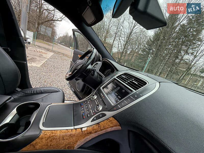 Внедорожник / Кроссовер Lincoln MKX 2015 в Трускавце