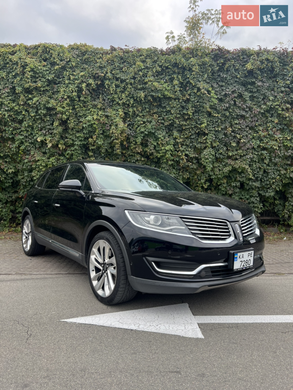 2017 Lincoln MKX - мініатюра 13