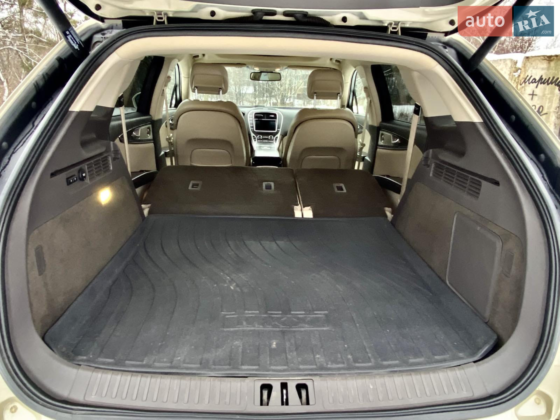 2016 Lincoln MKX - мініатюра 15