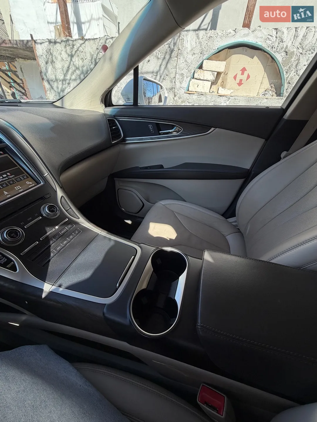 2018 Lincoln MKX - мініатюра 15