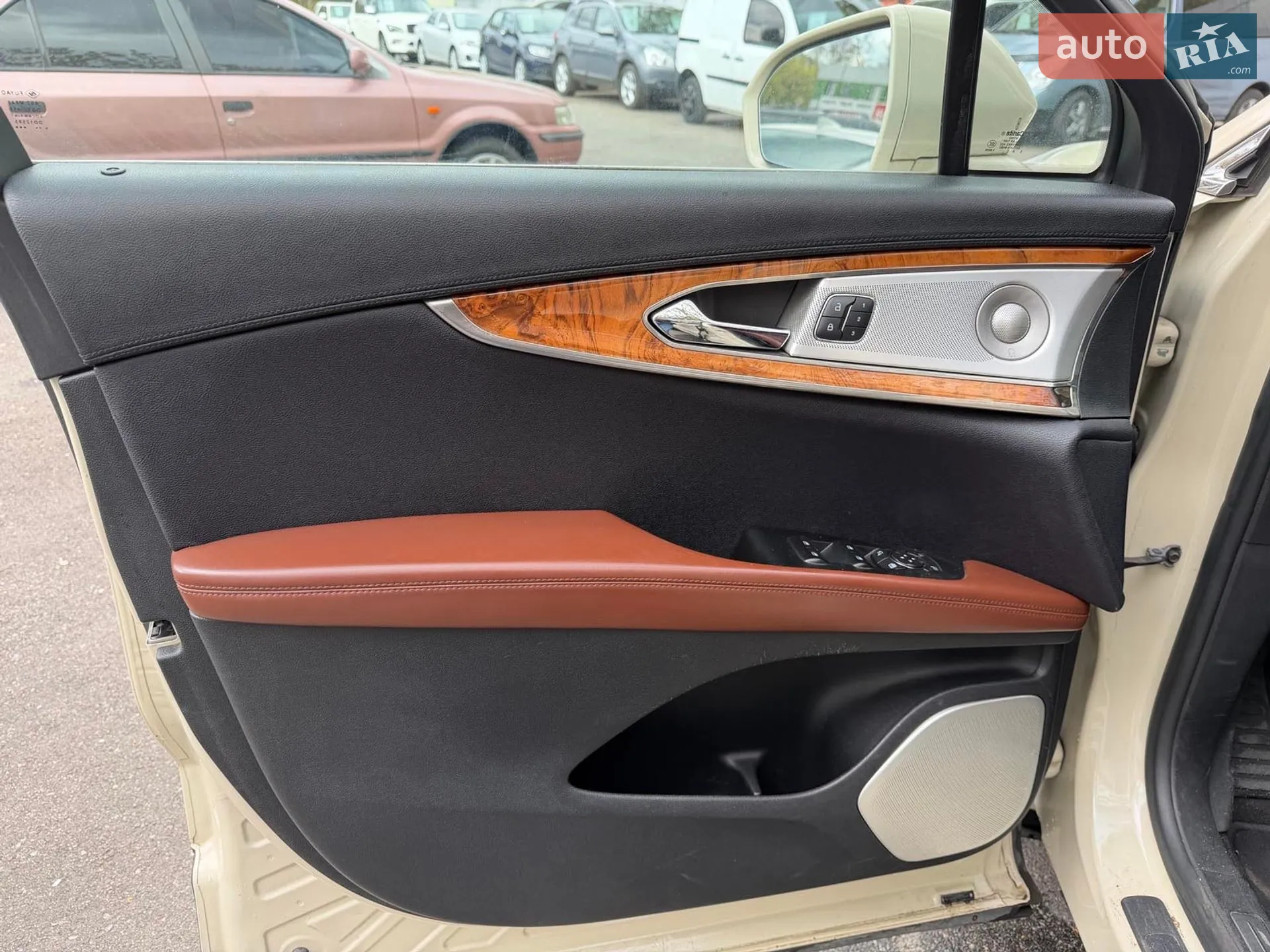 2015 Lincoln MKX - мініатюра 12