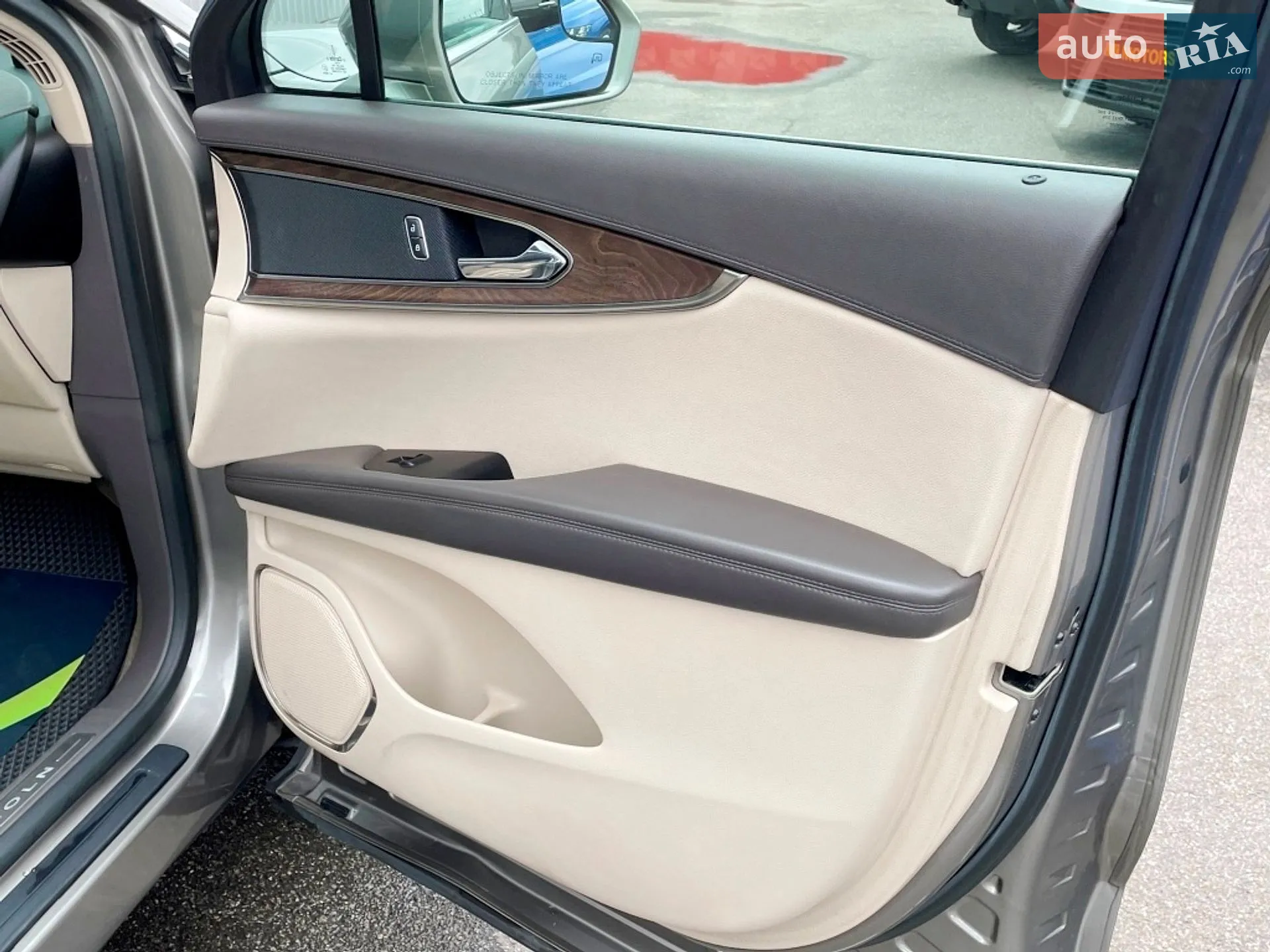 2015 Lincoln MKX - мініатюра 46