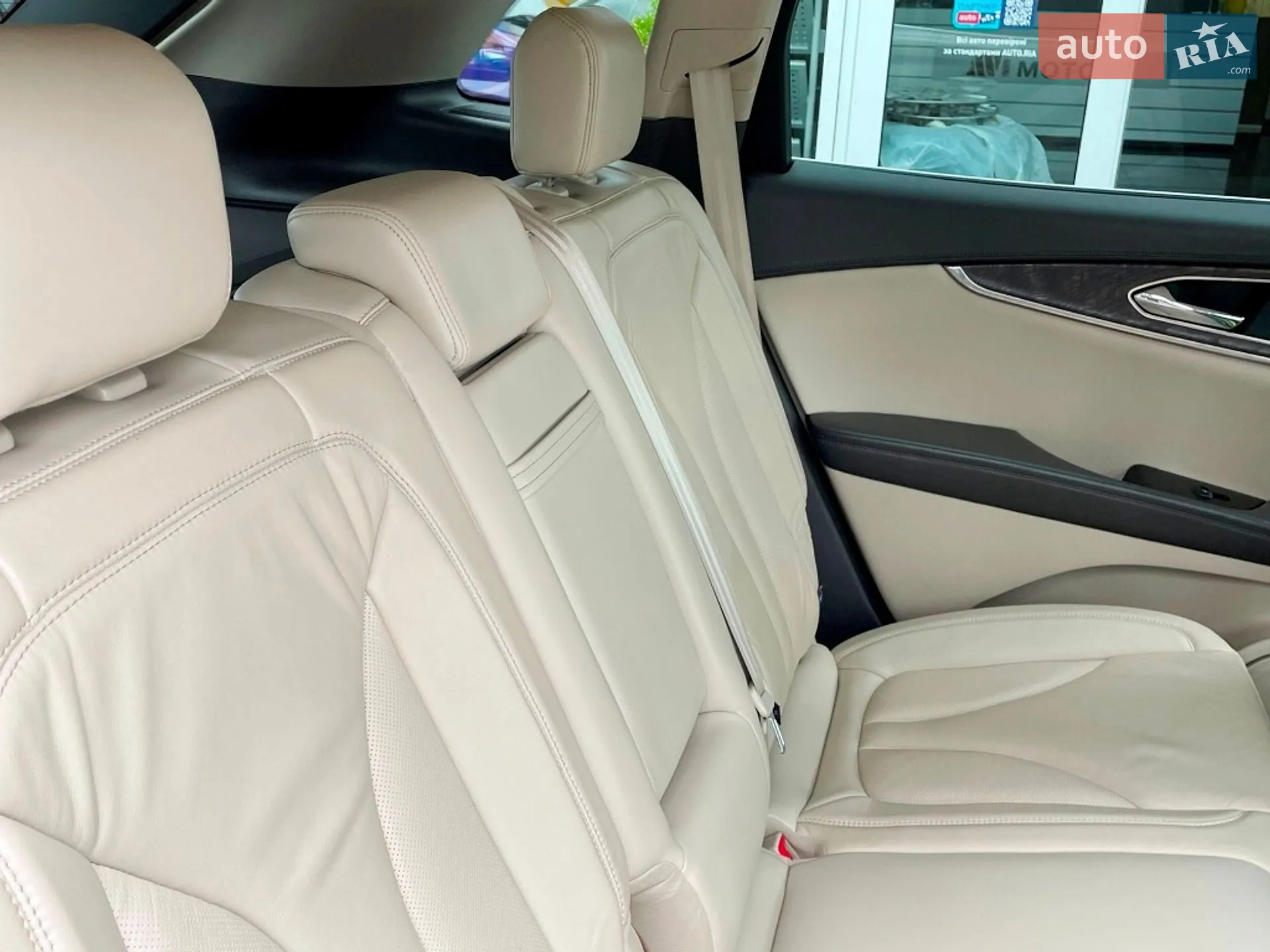2015 Lincoln MKX - мініатюра 35
