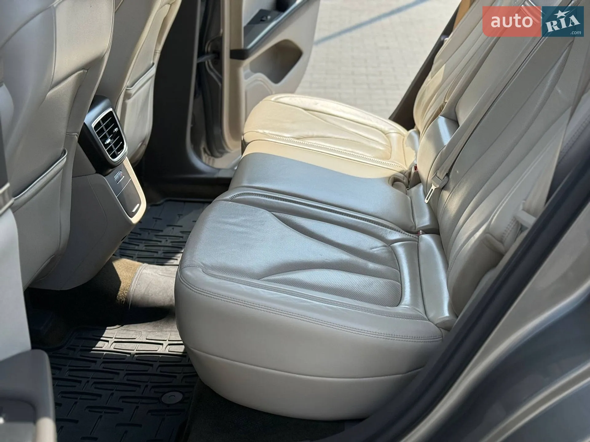 2015 Lincoln MKX - мініатюра 11