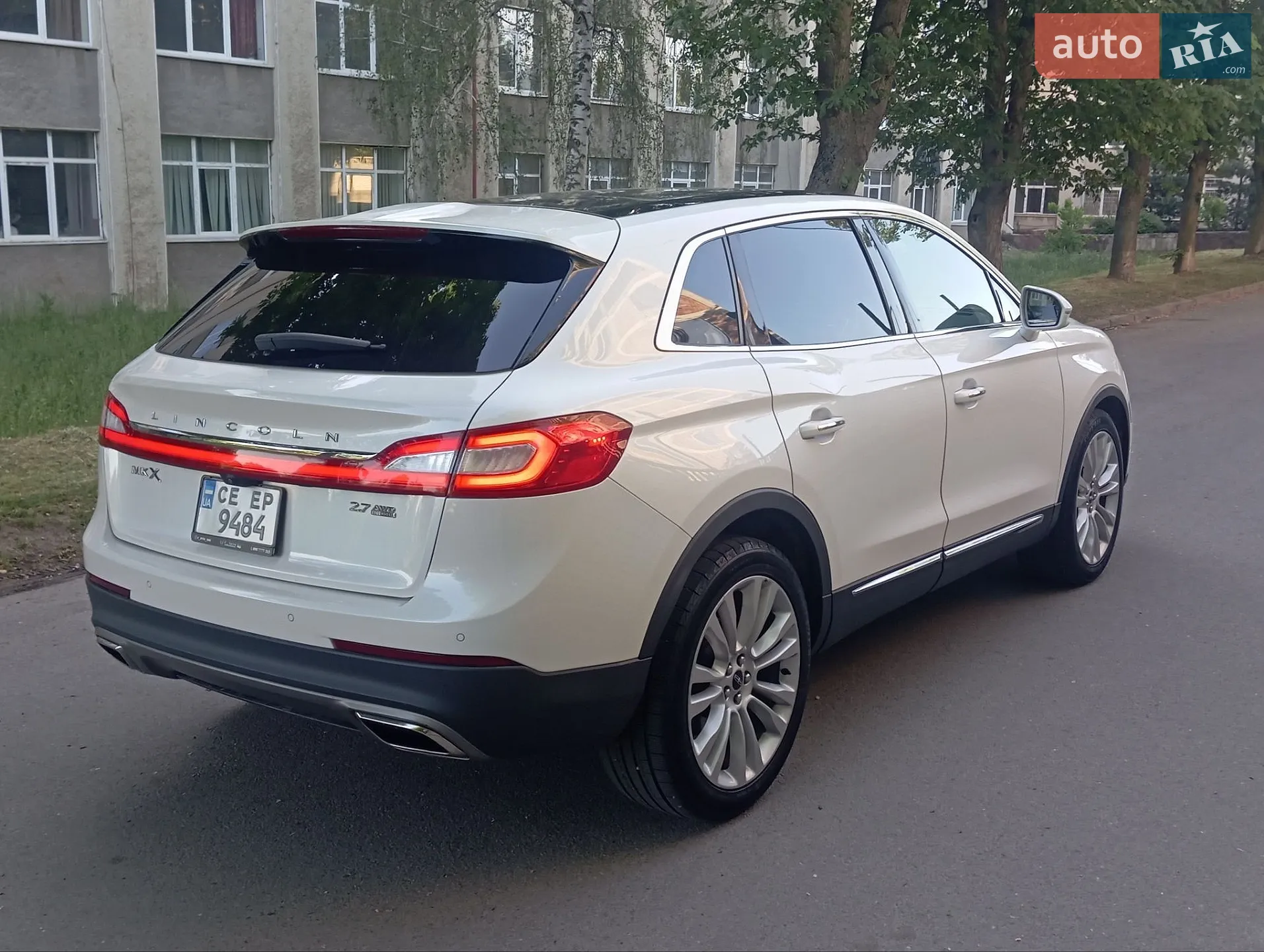 2015 Lincoln MKX - мініатюра 8