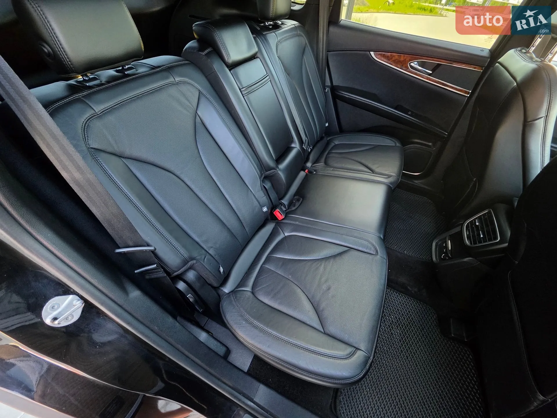 2016 Lincoln MKX - мініатюра 39