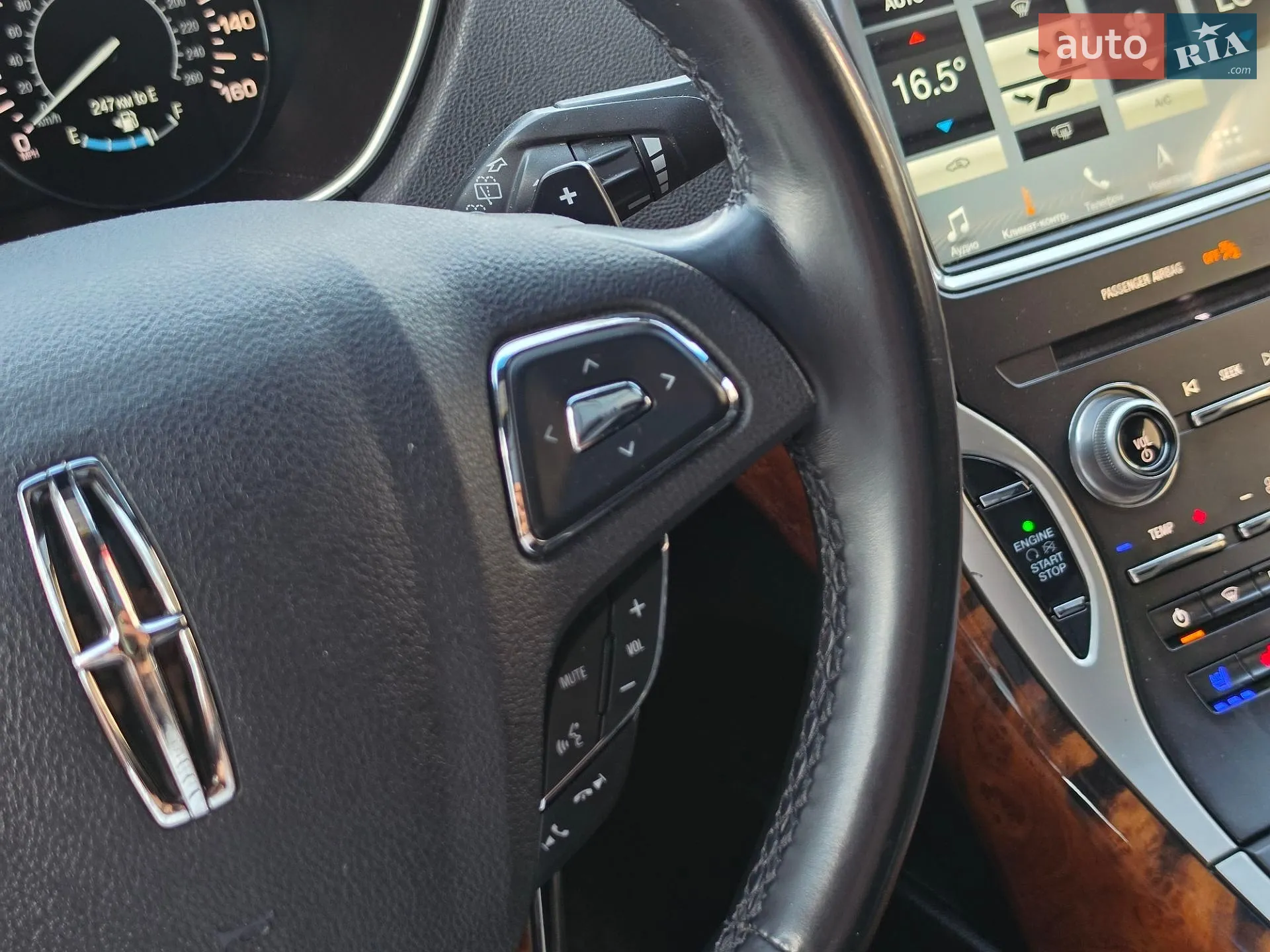 2016 Lincoln MKX - мініатюра 54