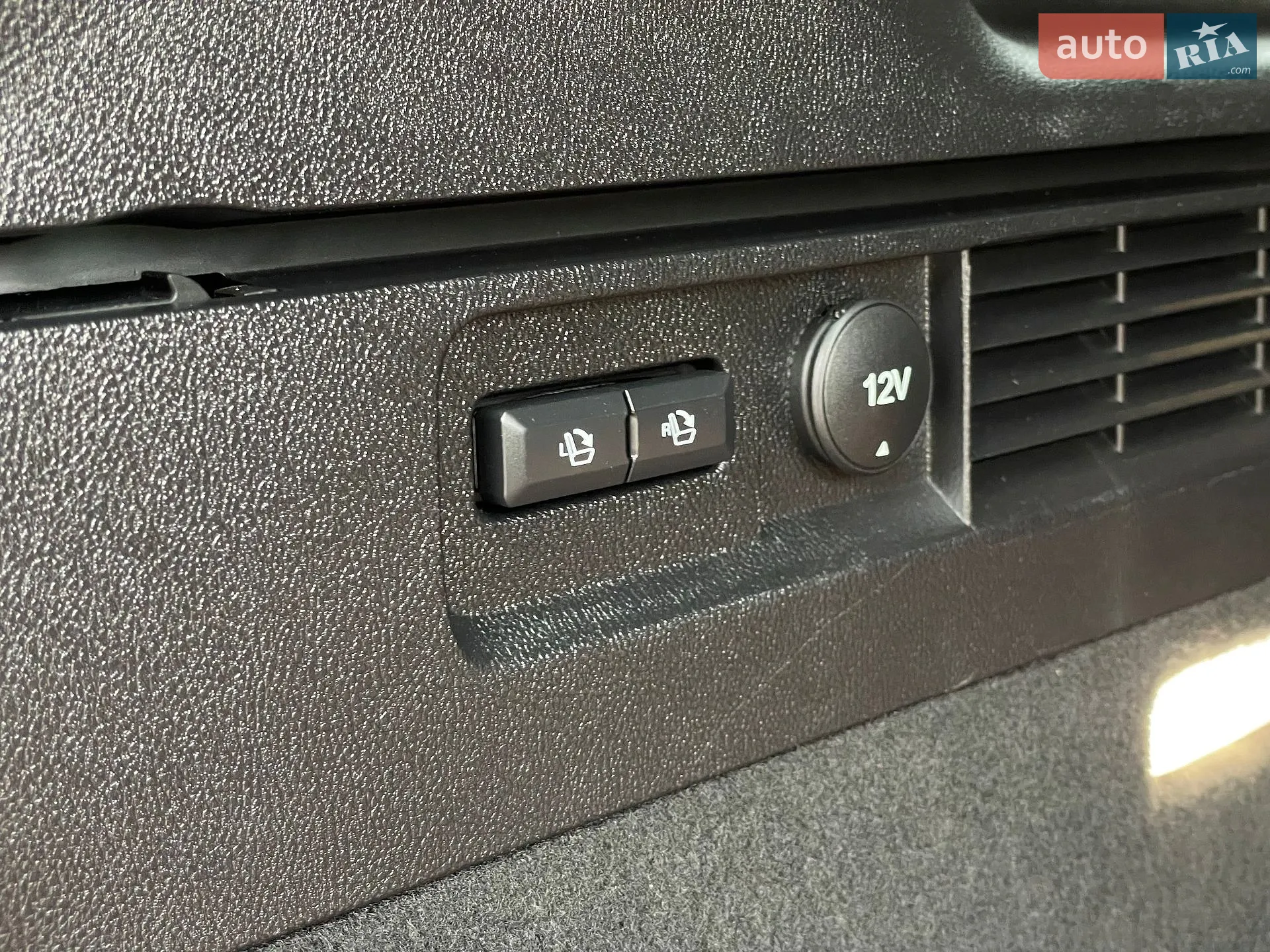 2016 Lincoln MKX - мініатюра 35