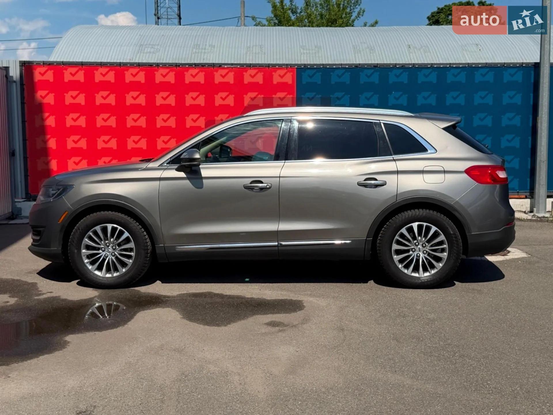 2015 Lincoln MKX - мініатюра 21