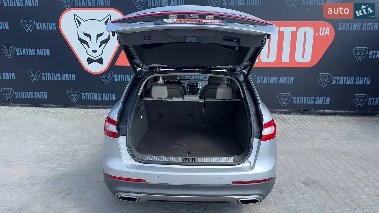 2016 Lincoln MKX - мініатюра 11