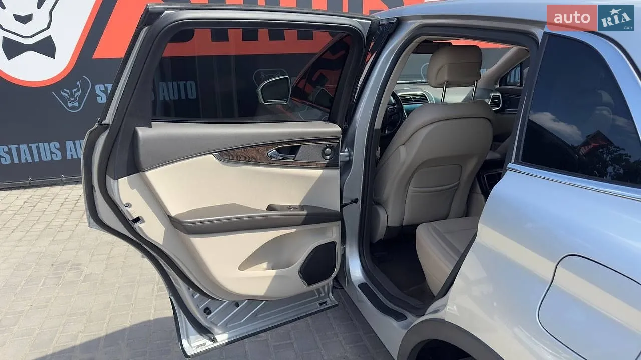 2016 Lincoln MKX - мініатюра 27